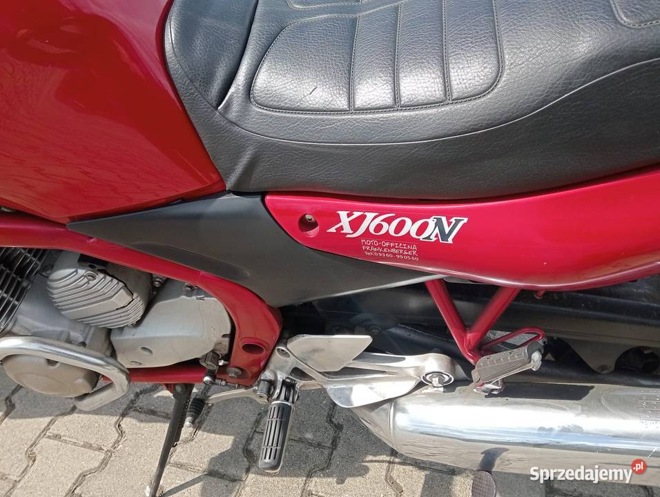 Yamaha XJ600N Dukla