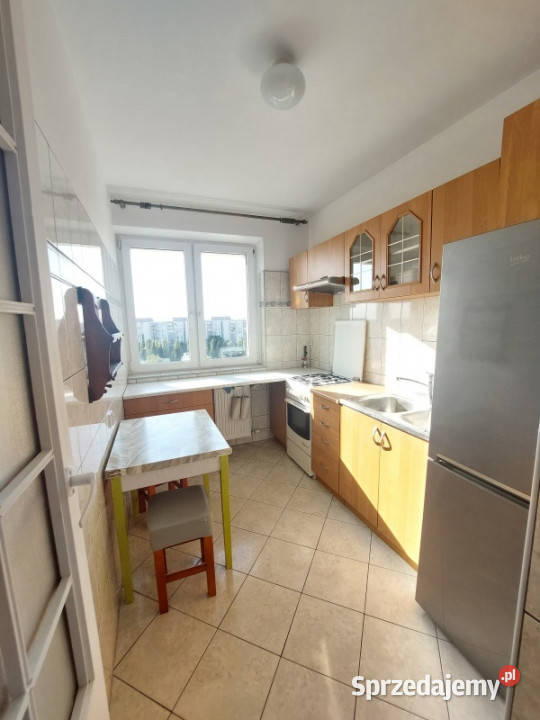 BEZPOŚREDNIO 3 pokoje metro 500 m 10 piętro Liczba pokoi 3 Warszawa