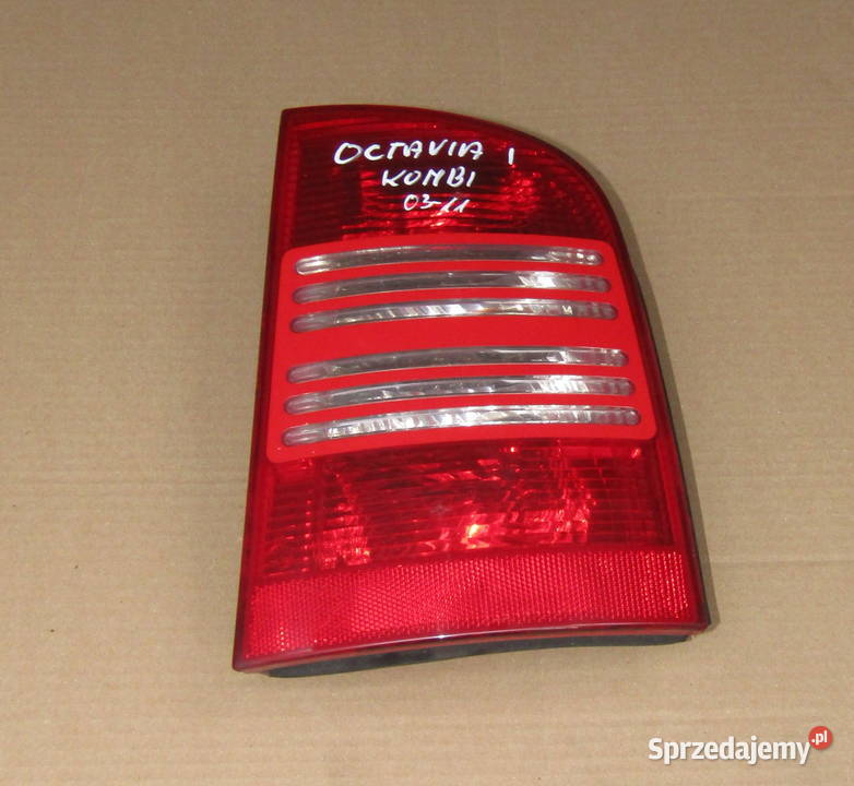 LAMPA TYLNA LEWAPRAWA SKODA OCTAVIA I KOMBI Mysłaków sprzedam
