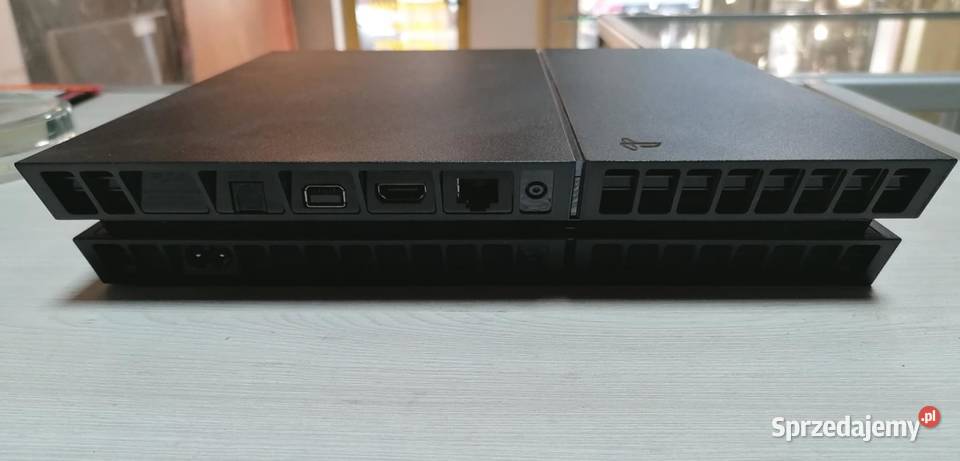 Konsola Sony PlayStation 4 1TB sprzedam