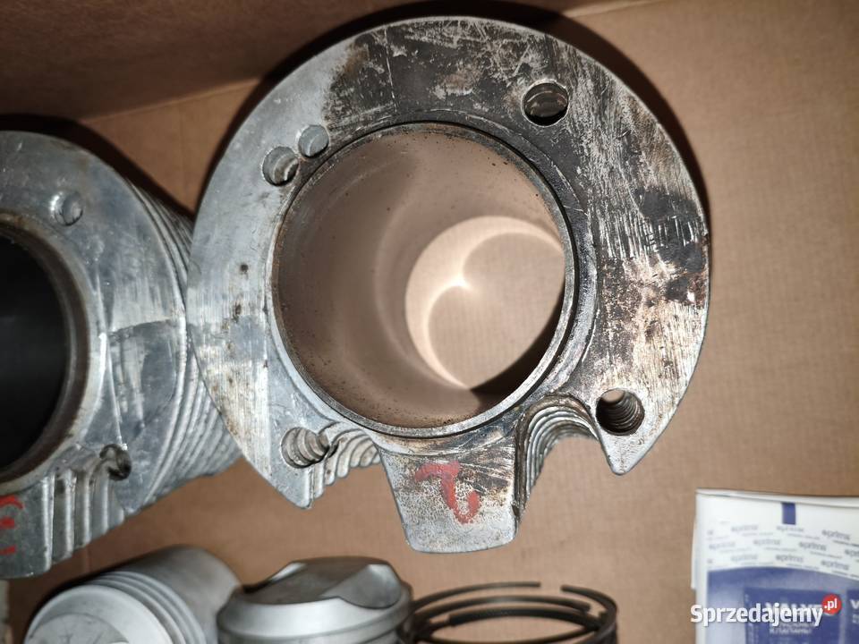 Cylindry Dniepr MT K650 szlifie 820 Leszno