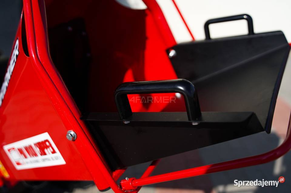 Rębak spalinowy tarczowy DRGS65H 4FARMER 65 Tajęcina