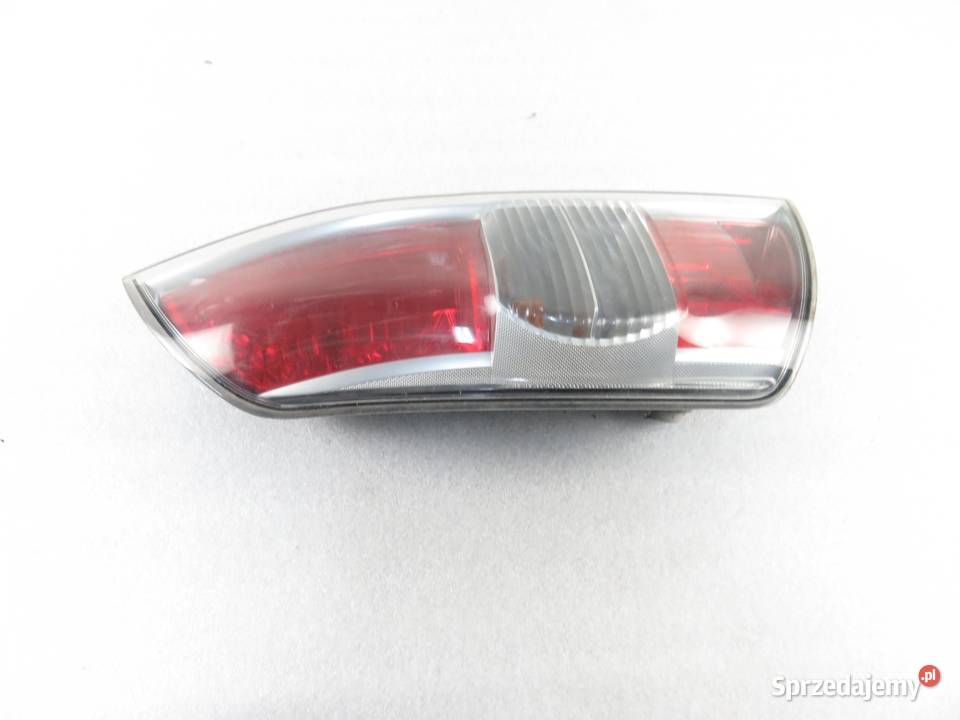 LAMPA LEWA TYLNA DAIHATSU SIRION osobowe