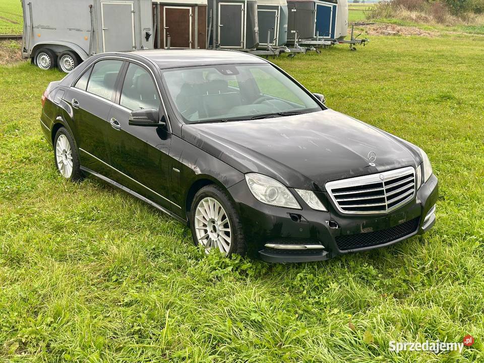 Mercedes E200 CDI Avangarde Automat nawigacja mazowieckie Karniewo