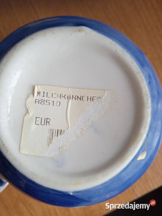 Dzbanuszek na śmietankę mlecznik i talerzyk Kraków