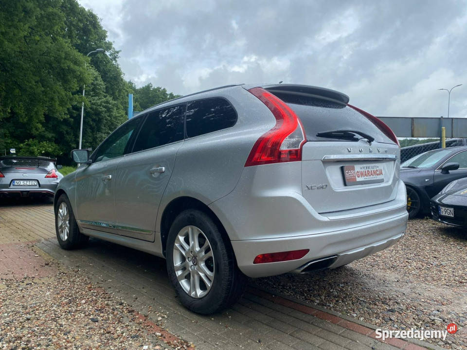 Volvo XC 60 20t5 automat 245 ledy bi xenon Navi nieuszkodzony Gdańsk