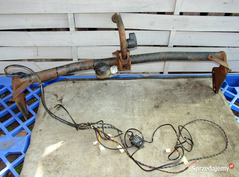 HAK HOLOWNICZY HYUNDAI I20 THULE