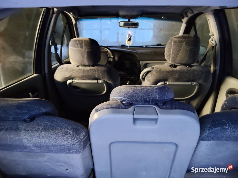 Sprzedam auto benzyna+LPG Renault Rogów