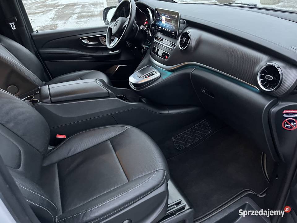 Mercedes Vklasa V300d amg airmatic 4x4 salon Leszno