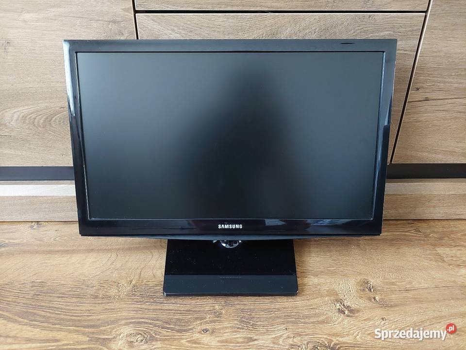 Telewizor LCD Samsung 19 dvbt hdmi usb Piotrków Trybunalski