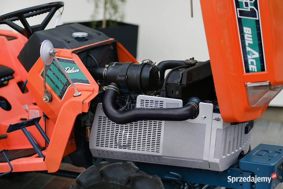 Kubota XB1D 4 x 4 12