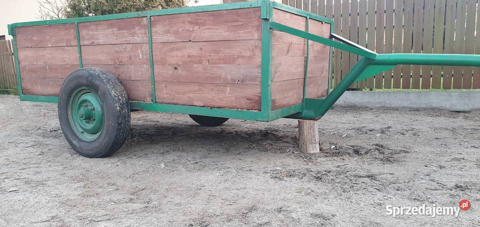 Wózek przyczepa do ciągnika nieuszkodzony