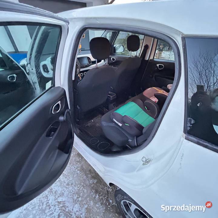 Sprzedam fiata 500l pierwszy właściciel salon