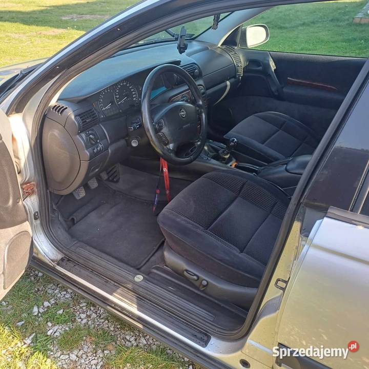 Opel omega b 20 16v Kłomnice sprzedam