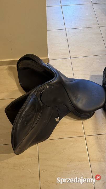 Syndyk sprzeda siodło marki Bates z systemem pomorskie