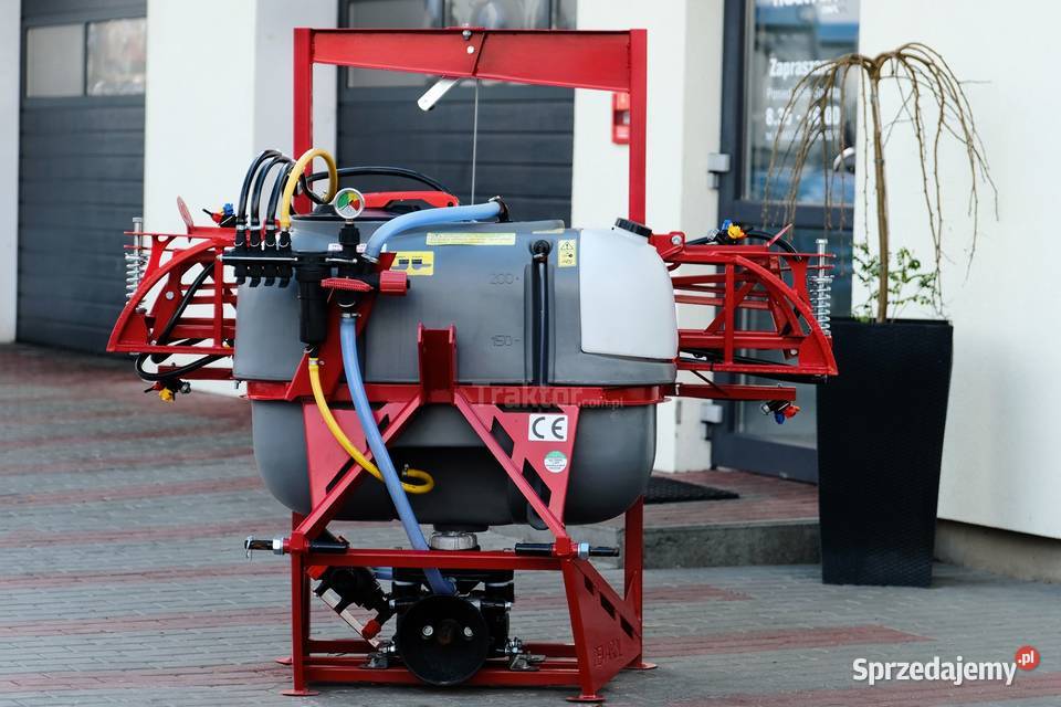 Opryskiwacz polowy zawieszany 200L Demarol Lance podkarpackie Tajęcina