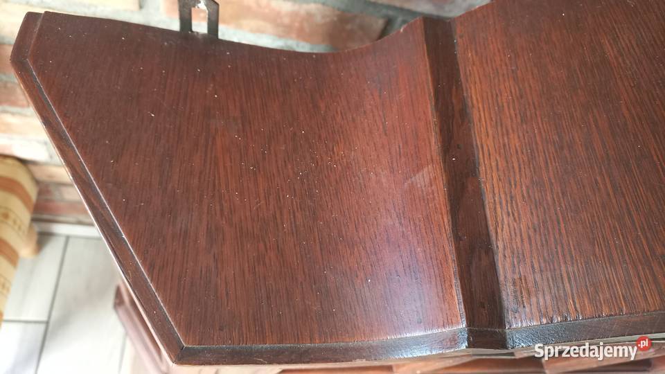 Witryna wisząca drewniana z półkami Szafka