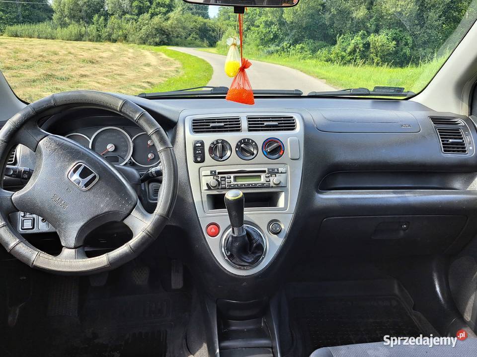 Sprzedam ładną Honde Civic 14 lift benzyna 2004r benzyna sprzedam