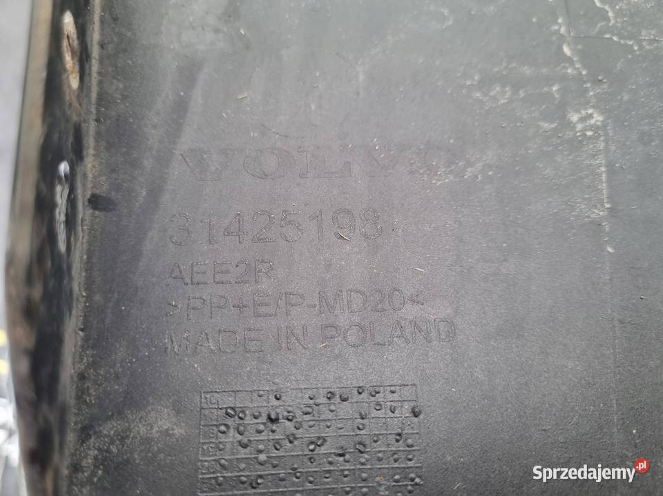 Volvo XC60 II 1722r TYLNY TYLNI ZDERZAK tył Zderzaki Chełm