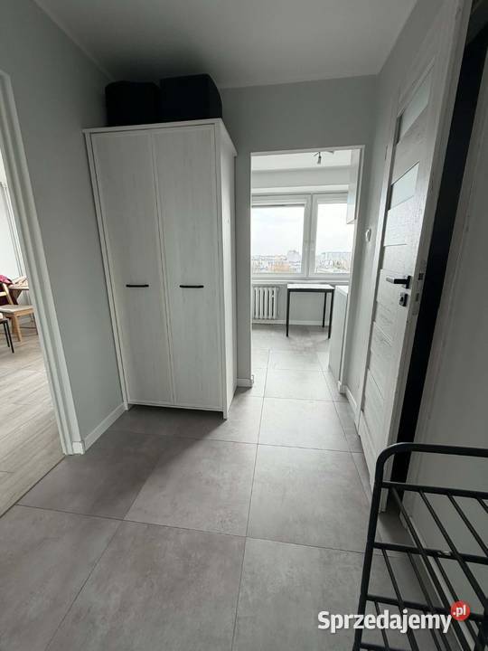 Górna ładna rozkładowa kawalerka z balkonem Łódź