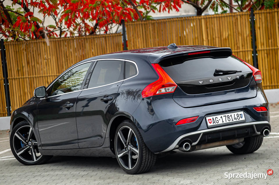 VOLVO V40 16 150 RDesign Szwajcaria Orońsko