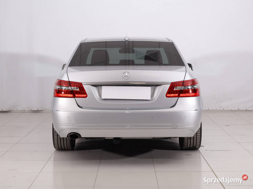 Mercedes E E 200 Piaseczno