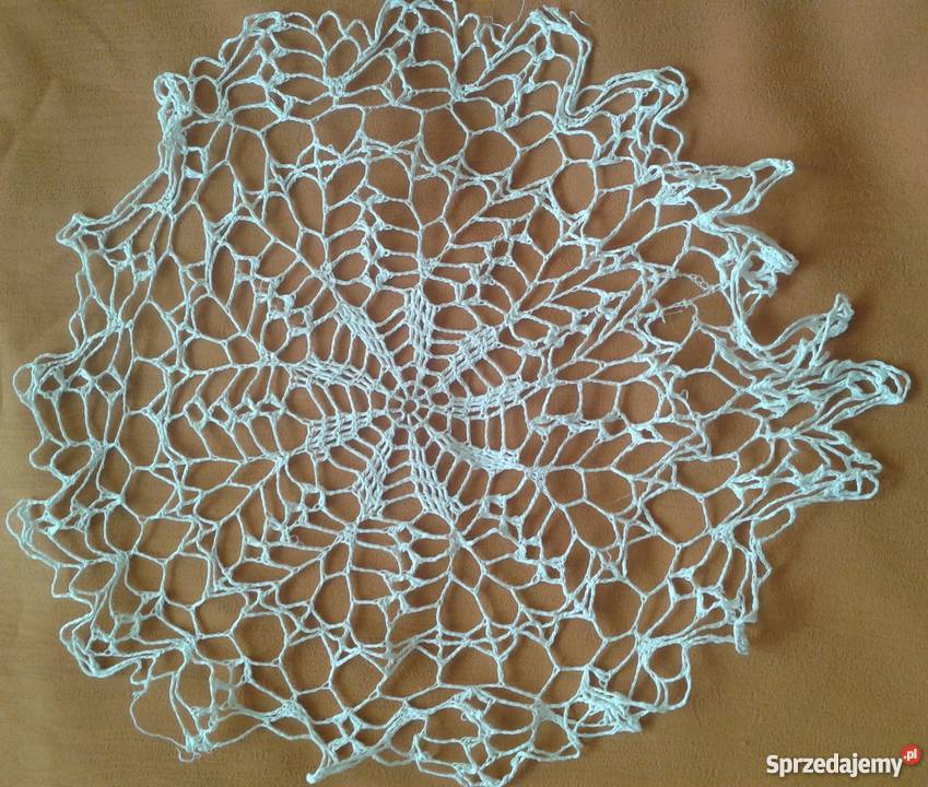 Serwetka szydełkowaserweta RĘKODZIEŁO Łódź