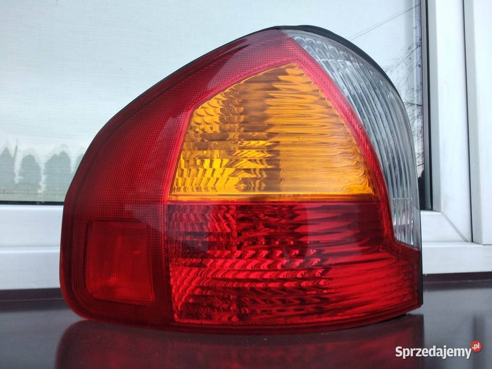 Hyundai Santa Fe I 1 lampa tył tylna oryginał osobowe Sieradz sprzedam