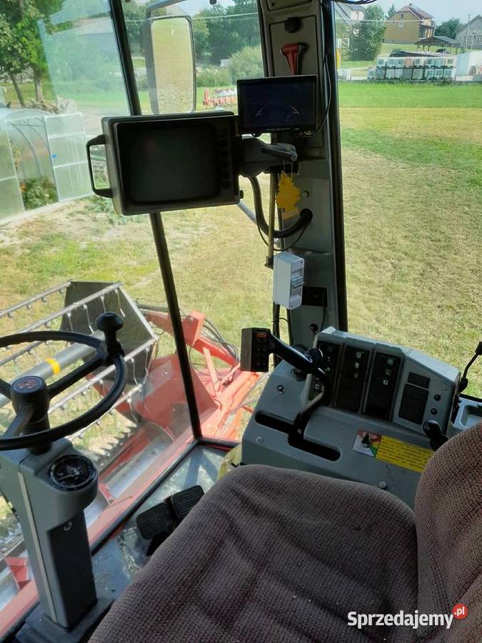 Sprzedam kombajn zbożowy Massey Ferguson 34 nieuszkodzony Chrzanów