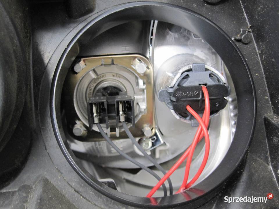 ALFA ROMEO MITO 10r lampa prawa przód 89101865 Kielce