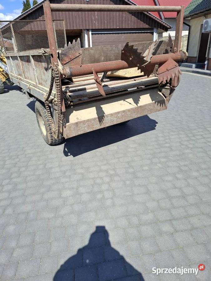 Rozrzutnik obornika nieuszkodzony Rolnictwo Nowa Słupia