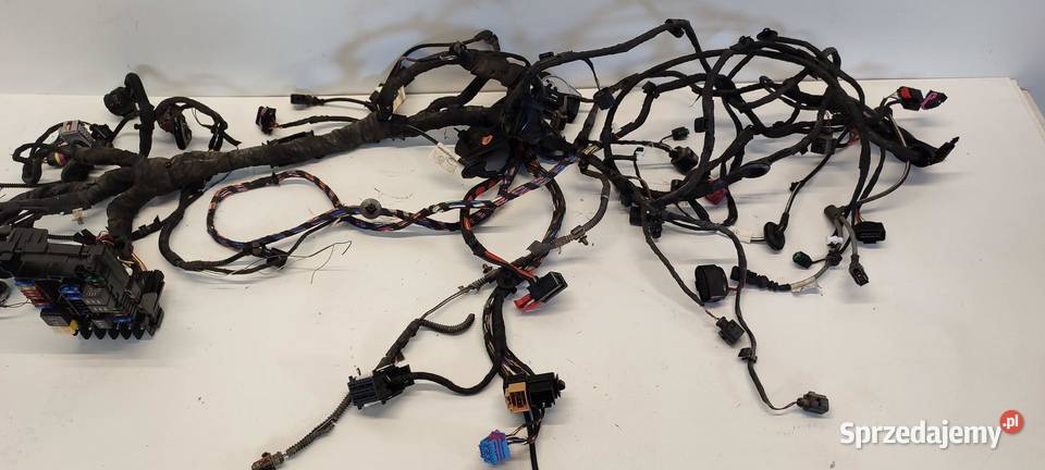 VW TIGUAN II WIĄZKA KOMORY SILNIKA 2020 15 TSI