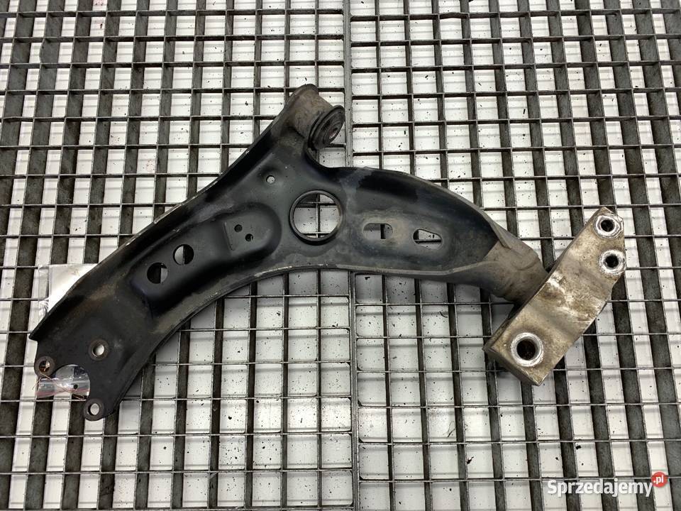 WAHACZ PRAWY PRZÓD VW PASSAT B7 SedanLimuzyna podkarpackie