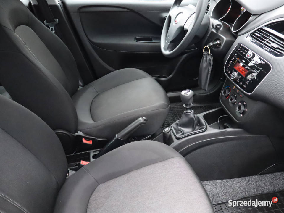 Fiat Punto 14 Rok produkcji 2016 Punto