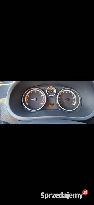 Opel Corsa 10 benzyna 2009r Lubań