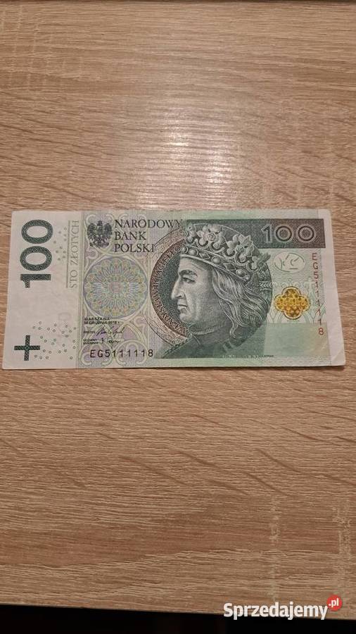 Banknoty 100 200