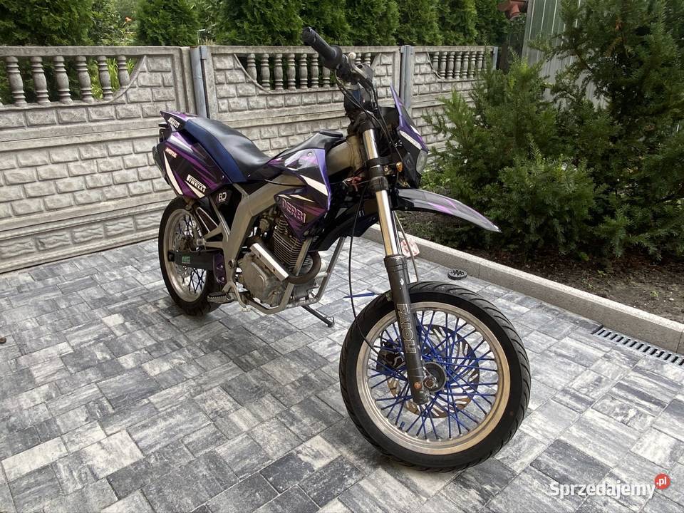 Derbi Senda 125 4t super moto Kotlin
