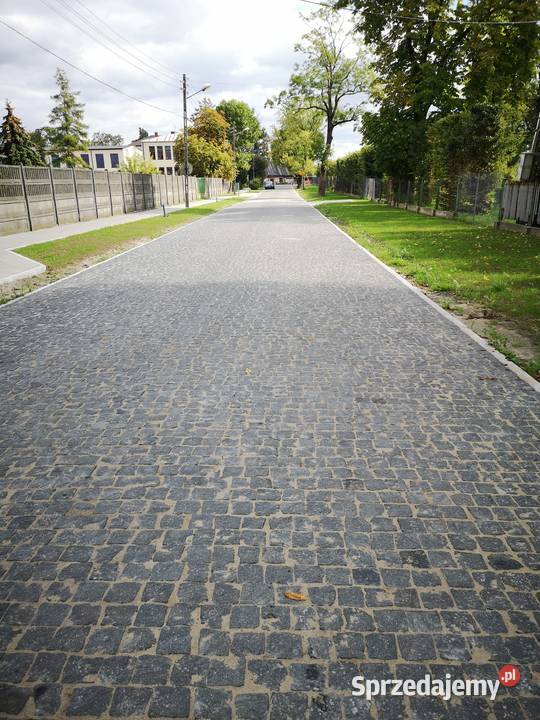 Kostka brukowa granitowa Czarna cięto łupana na Marki