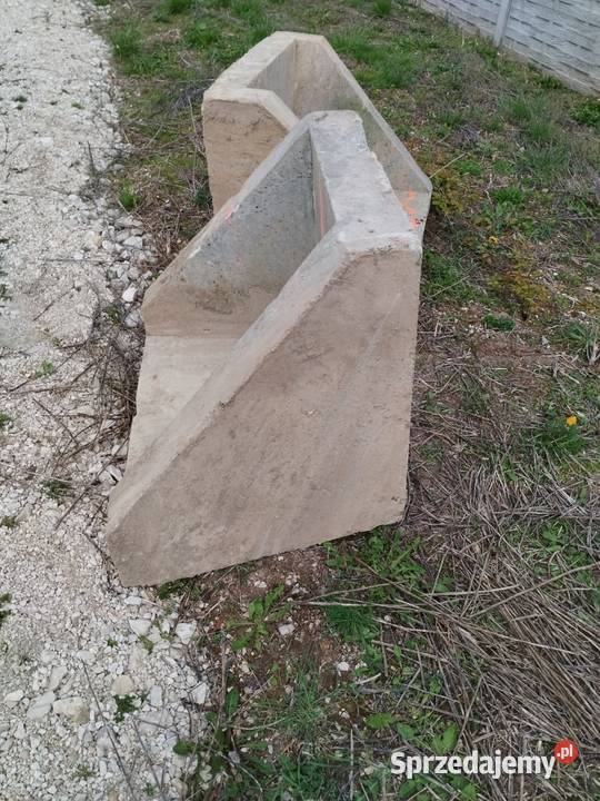 Przyczółki betonowe Pozostałe świętokrzyskie Bilcza