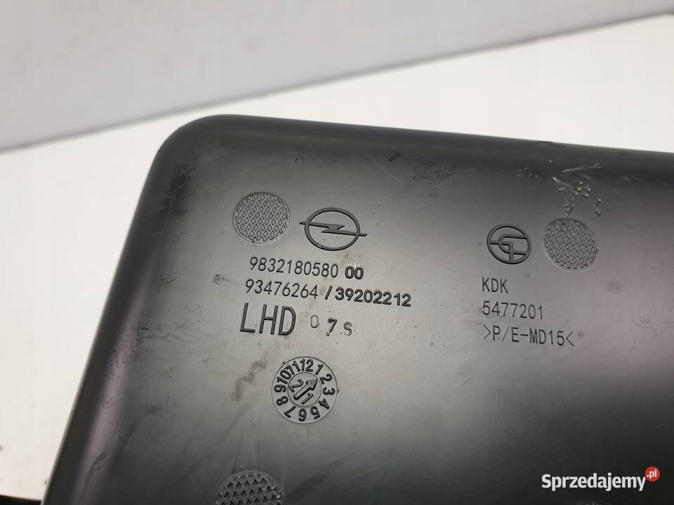 Opel Corsa F SCHOWEJKK TUNELU ŚRODKOWEGO Schowki, półki