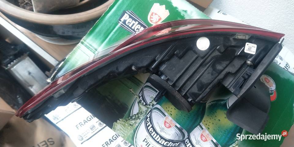 Vw Arteon lampa tylna prawa ślizgacz prawy Części samochodowe łódzkie Łódź sprzedam