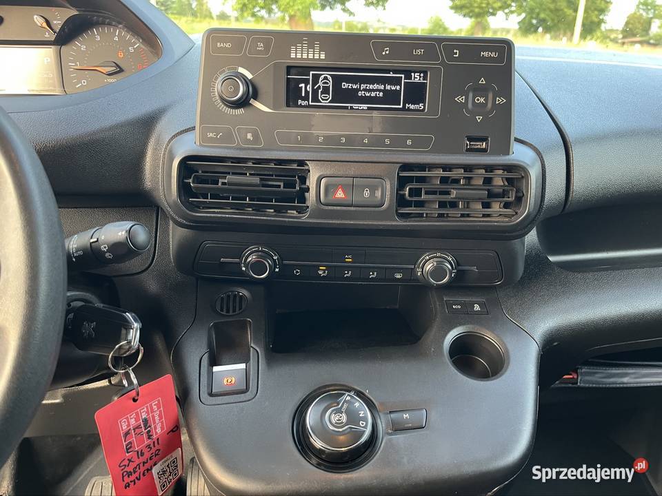 PEUGEOT PARTNER Automat 65 przebiegu Krosno