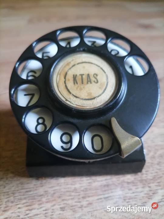 Stary telefon z lat 30 tych