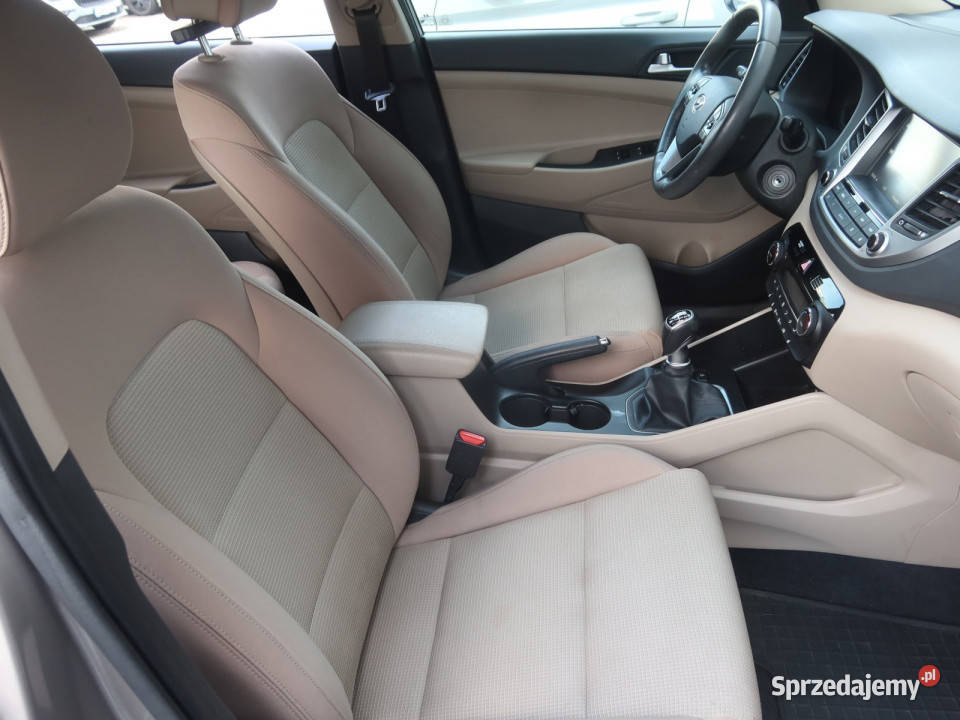 Hyundai Tucson 16 GDI gniazdo USB sprzedam