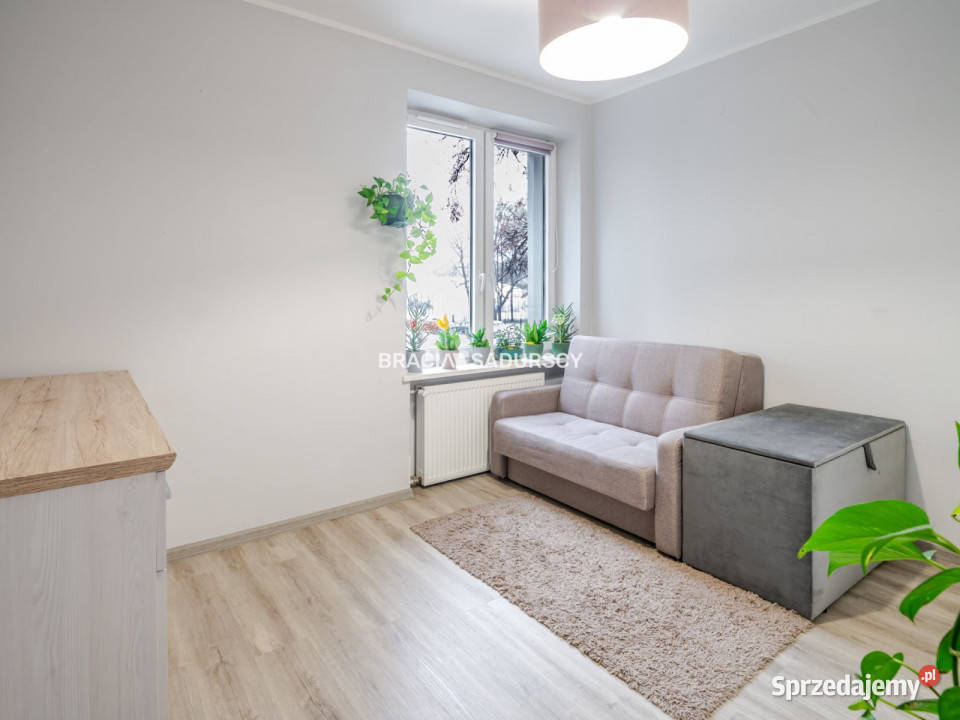 Sprzedam mieszkanie Kraków os Stalowe 3526m2 blok