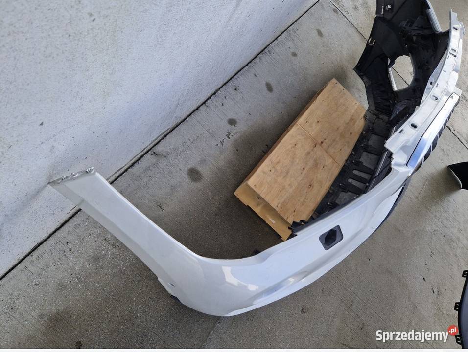 BMW X1 Xline f48 2015zderzak przód przedni nowy Pabianice