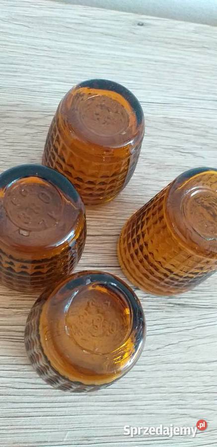 Kieliszki beczulki z prl Przedbórz sprzedam