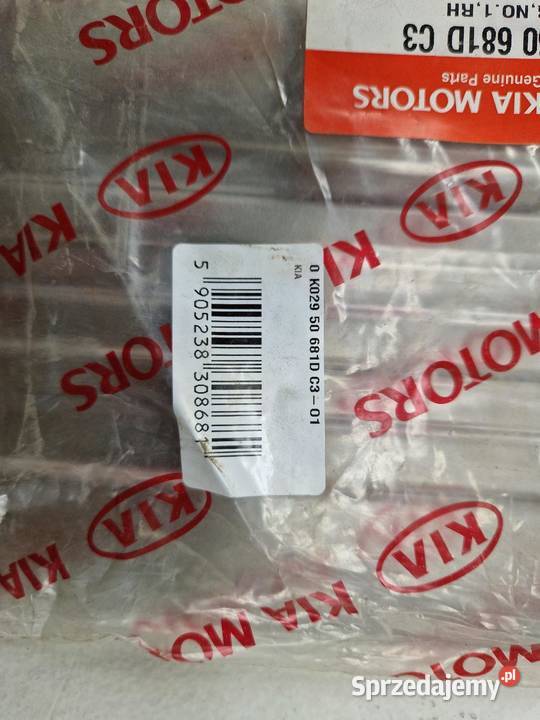 LISTWA OCHRONNA DRZWI PRAWYCH KIA SPORTAGE 9902 osobowe sprzedam