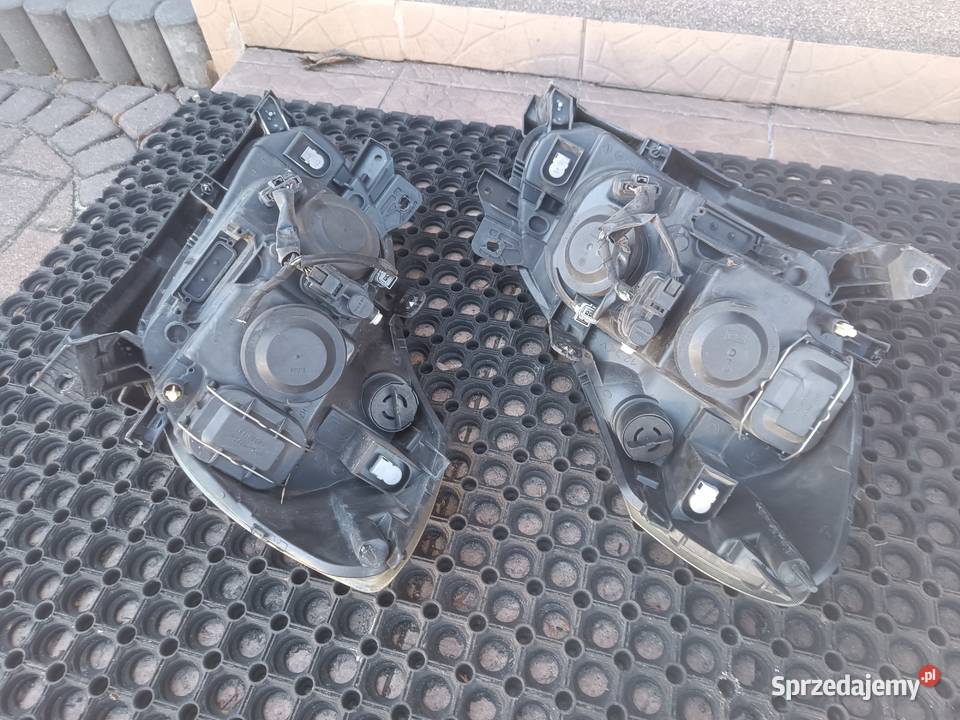 Renault Clio 3 III reflektory lampy przód Lewa Częstochowa