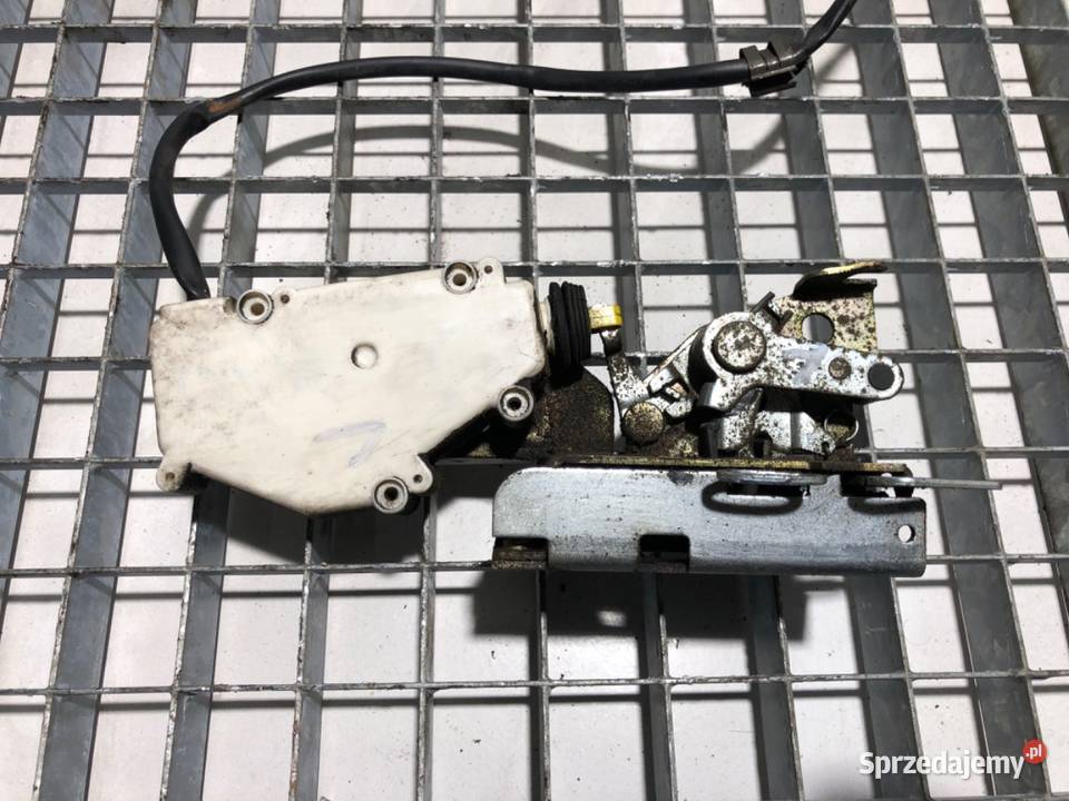 ZAMEK DRZWI LEWY PRZÓD SCANIA PGRT series